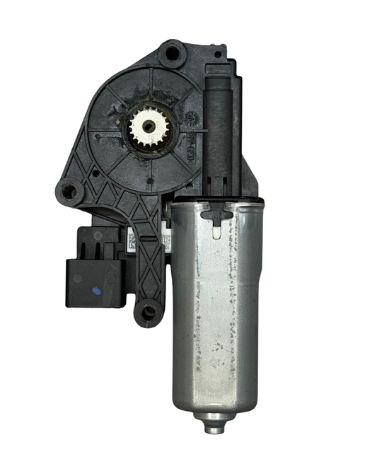Mahindra XUV700 Electric Sunroof Roller Blind Drive Assembly | Sorex Part No: SRX-60215 | OEM Part No: S0117E000121N